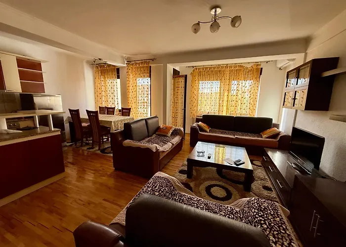 City Square Apartment 1St Floor